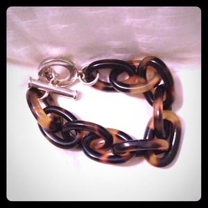 Banana Republic classic tortoise bracelet