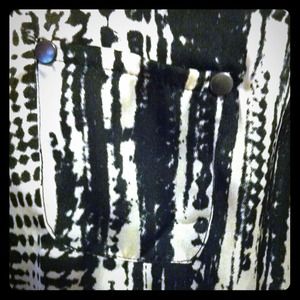 ❌SOLD Black and White Racer Back Tank