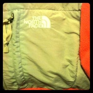 💢SOLD❗Hooded Zip-Up. XXL Junior (M in Adults)