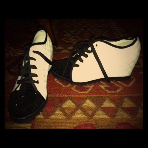 Honyvct wedges