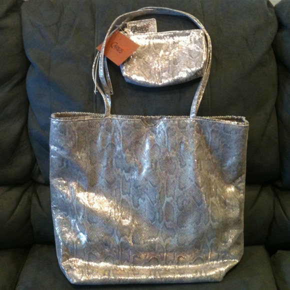 Carlos Santana totes with clutch/makeup bag - Picture 1 of 2