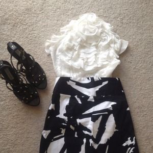 Bold print pencil skirt