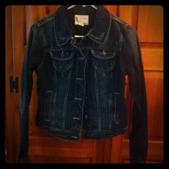 💛*SOLD*forever 21 denim jacket