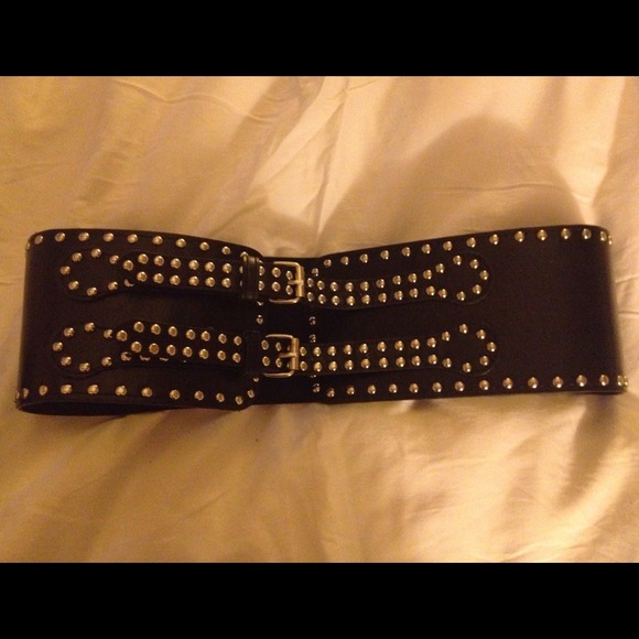 Free with any purchase Faux leather belt