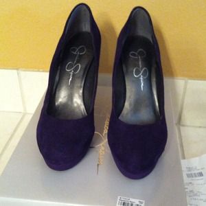 Jessica Simpson Purple Pumps ! 👠🎉