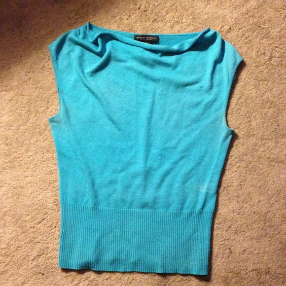 REDUCED!! Banana Republic silk/cashmere top; XS!