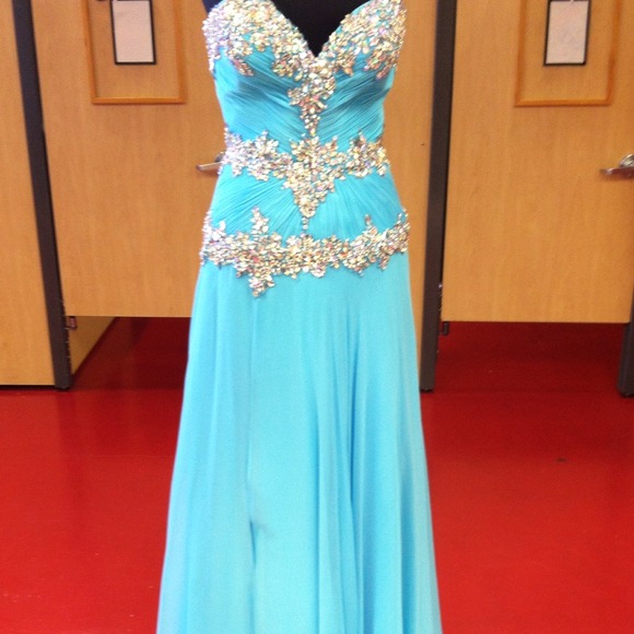 Pageant gown