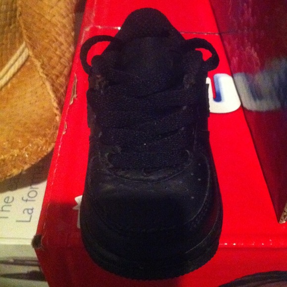 SOLDbundleBlack and white baby air force ones. - Picture 4 of 4