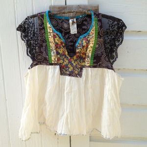 Free People bohemian top size Small