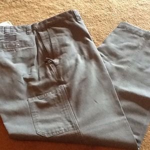 SOLD*****Men's Columbia Gray casual pants