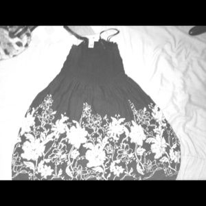 Cute black summer dress with off-white Design