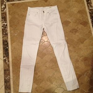 Blank: Super skinny jeans with ankle zippers