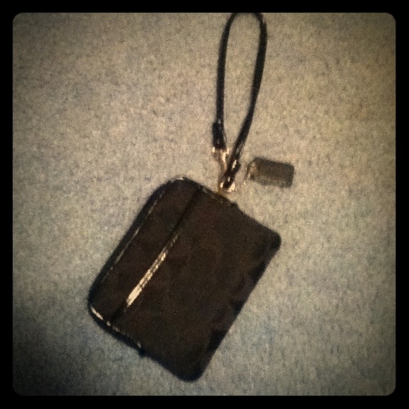 Wristlet