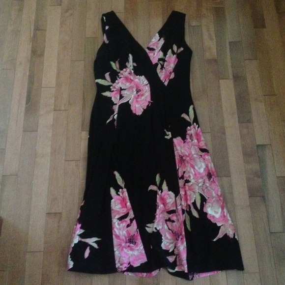 *SOLD!* Little black dress