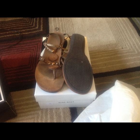 Nine west