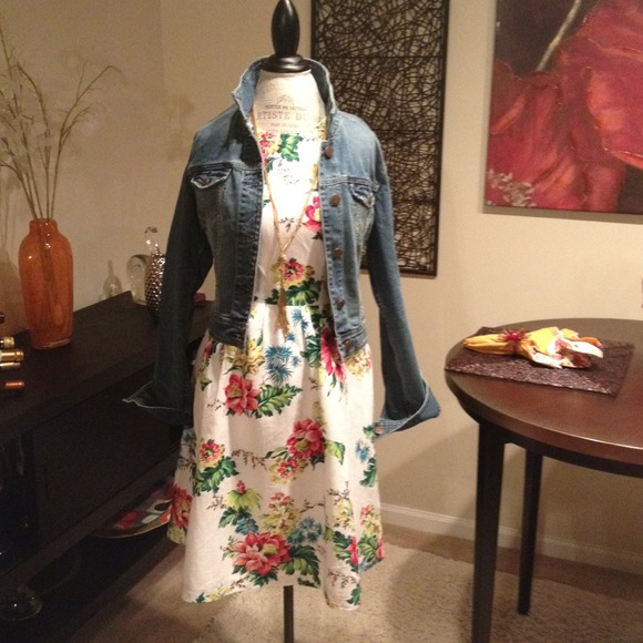 💢RESERVED💢 French Connection Dress