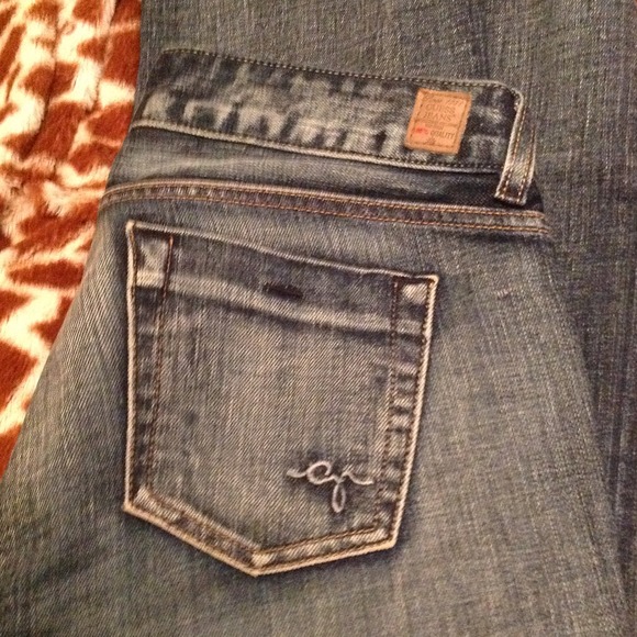 🍂🍁🍃Authentic Blue guess jeans size 27