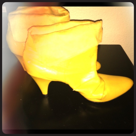 Yellow Leather Boots.