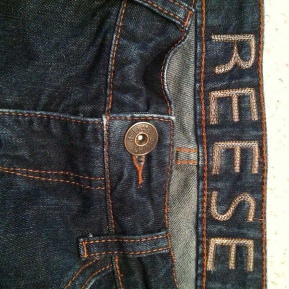 Delia's jean shorts - Picture 3 of 3