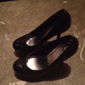 Blk pumps sz 7