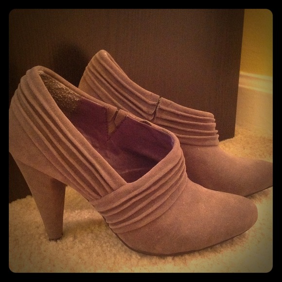 Sassy grey boots! Worn once!