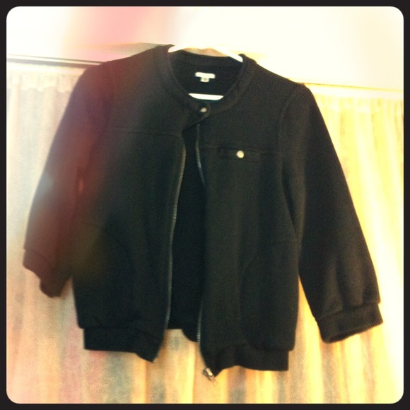 Cropped 3/4 Length Sleeve Cotton Jacket