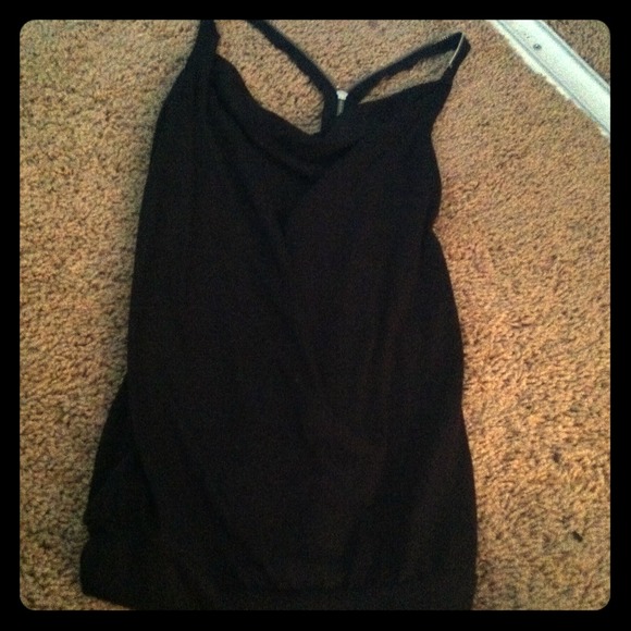 Zipper tank