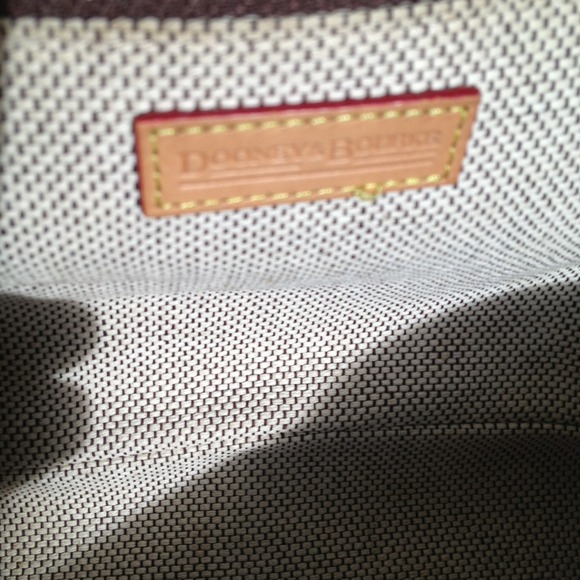 Authentic Dooney & Bourke handbag - Picture 2 of 4