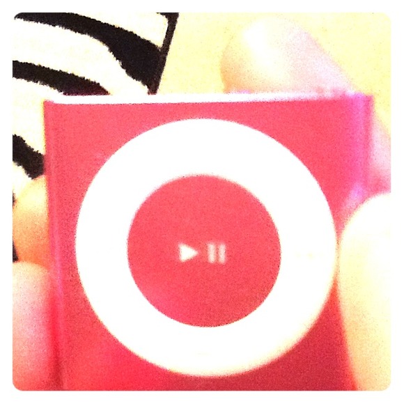 Apple never used ipod - Picture 1 of 4