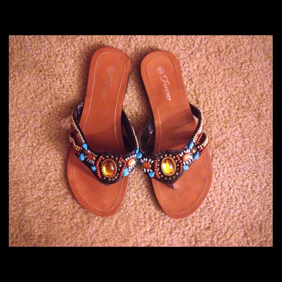 Dressy Sandals sz 8 with turquoise & topaz stones