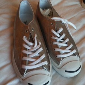 Silver metallic converse
