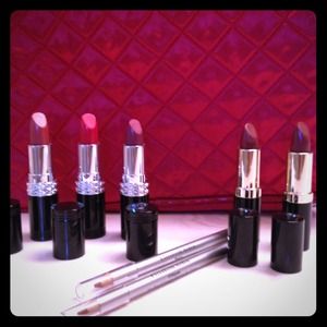 RESERVED - Elizabeth Arden