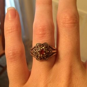 Silver and Garnet ring