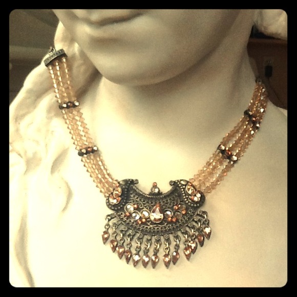 VINTAGE like Rhinestone Necklace. 15 years old!