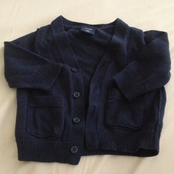 💢RESERVED💢cardigan + button-down + jeans - Picture 2 of 4