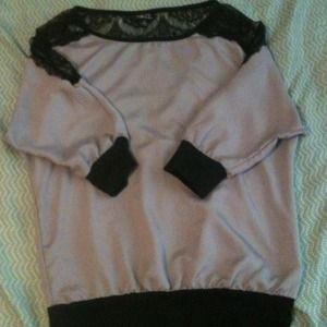 BUNDLE! 2 Shirts, pants, earrings.