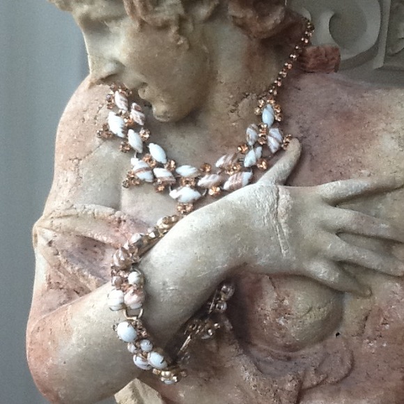 VINTAGE Costume NECKLACE & BRACELET