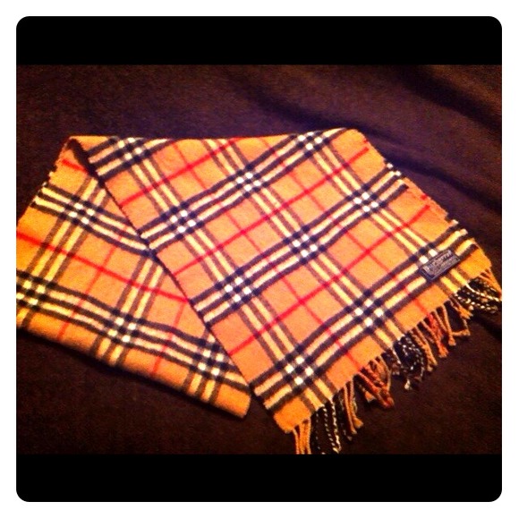 🔴SOLD🔴 Authentic Burberry - "Camel" Nova Check