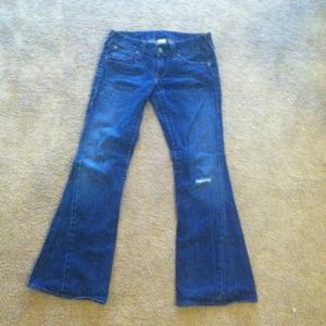 Bundle for @refinnejs1