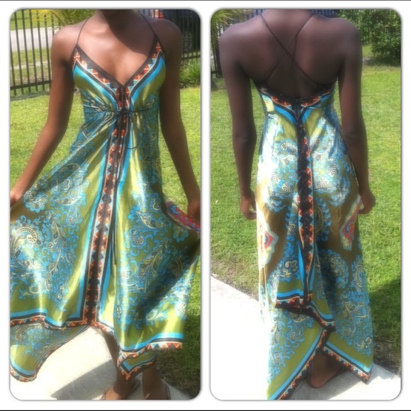 Dress - Picture 2 of 2