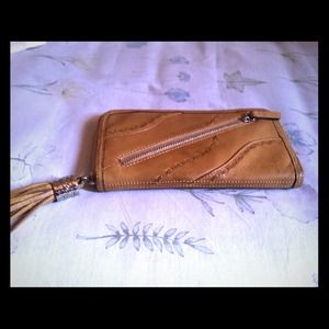 B makowsky  wallet