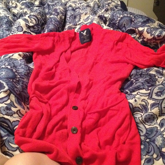 Sold!!!Coral American Eagle sweater NWOT