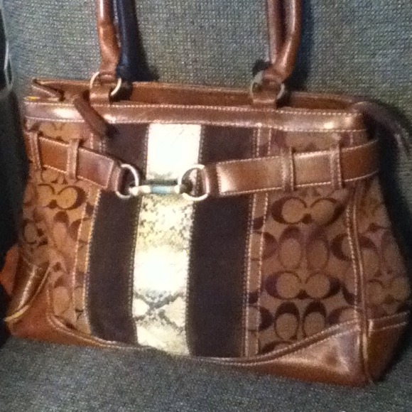Coach Handbags - Authentic coach bag