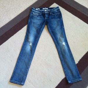 SOLD!!!! Distressed skinnies