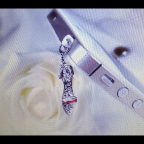 Silver glass slipper with red