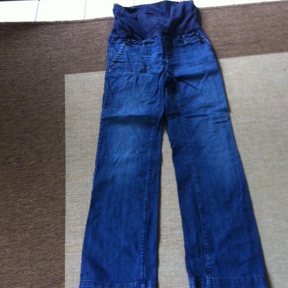 Gap maternity jeans SOLD!