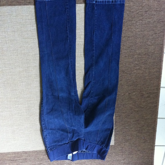 SOLD  Cute maternity jeans