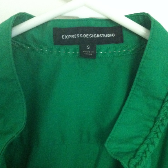 Green Express button down shirt - Picture 2 of 3