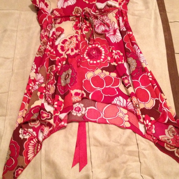 Floral top - Picture 2 of 2