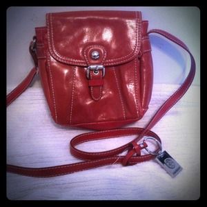 Red genuine leather Giani Bernini purse